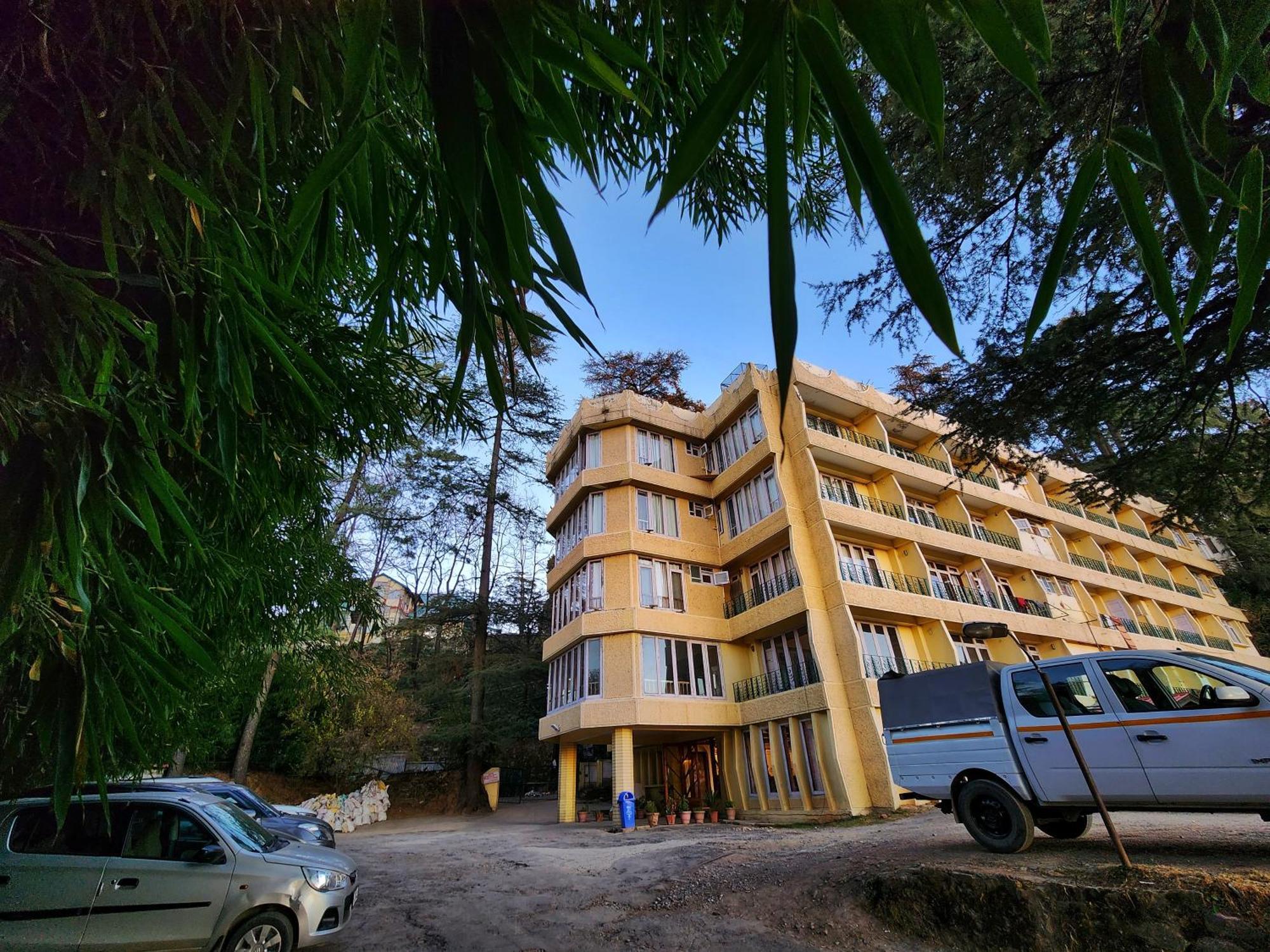 Hotel Pineview Shimla Extérieur photo