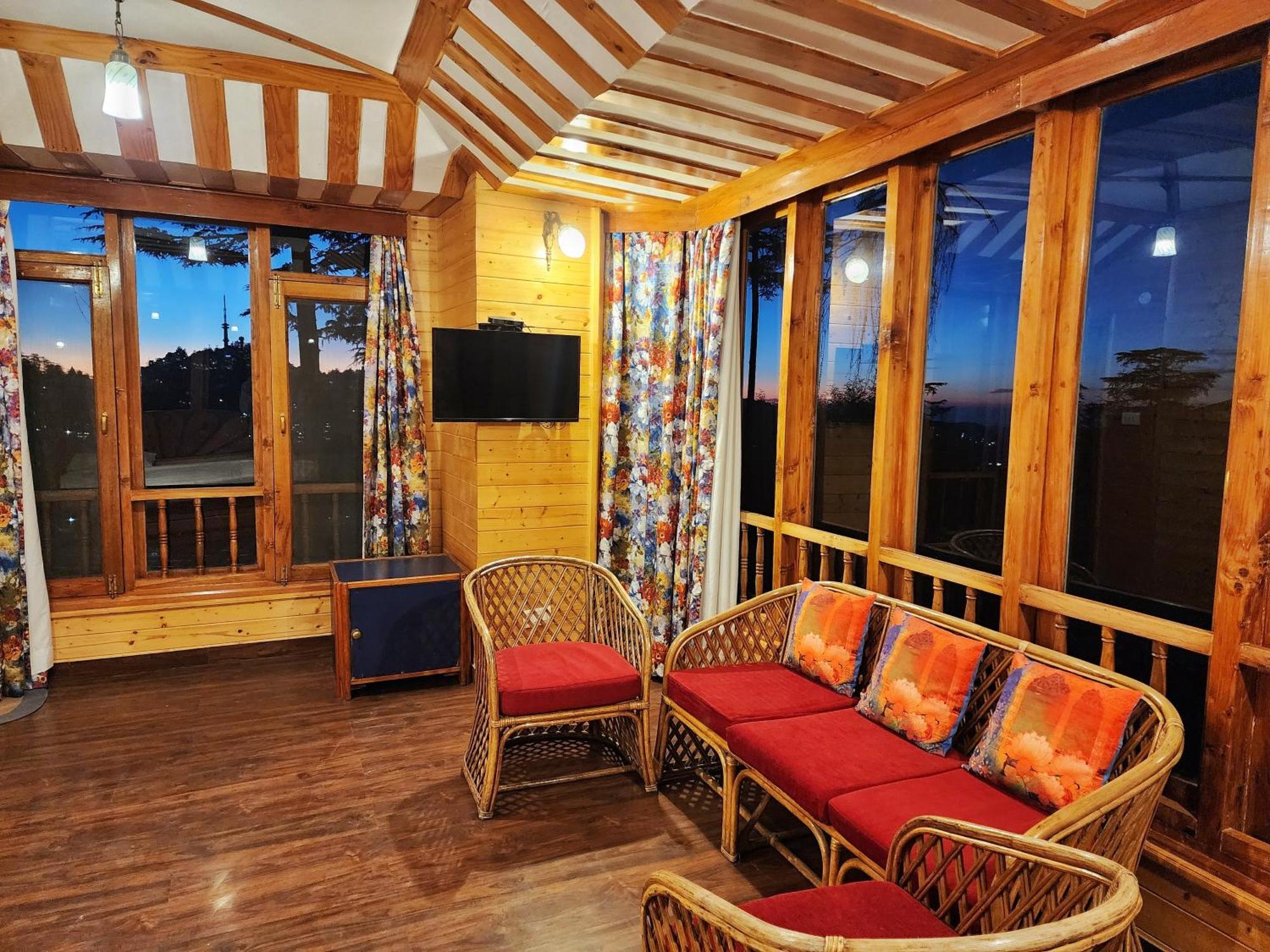 Hotel Pineview Shimla Extérieur photo