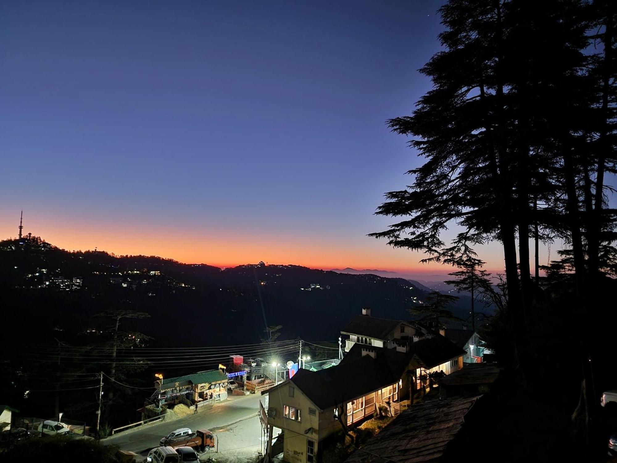 Hotel Pineview Shimla Extérieur photo