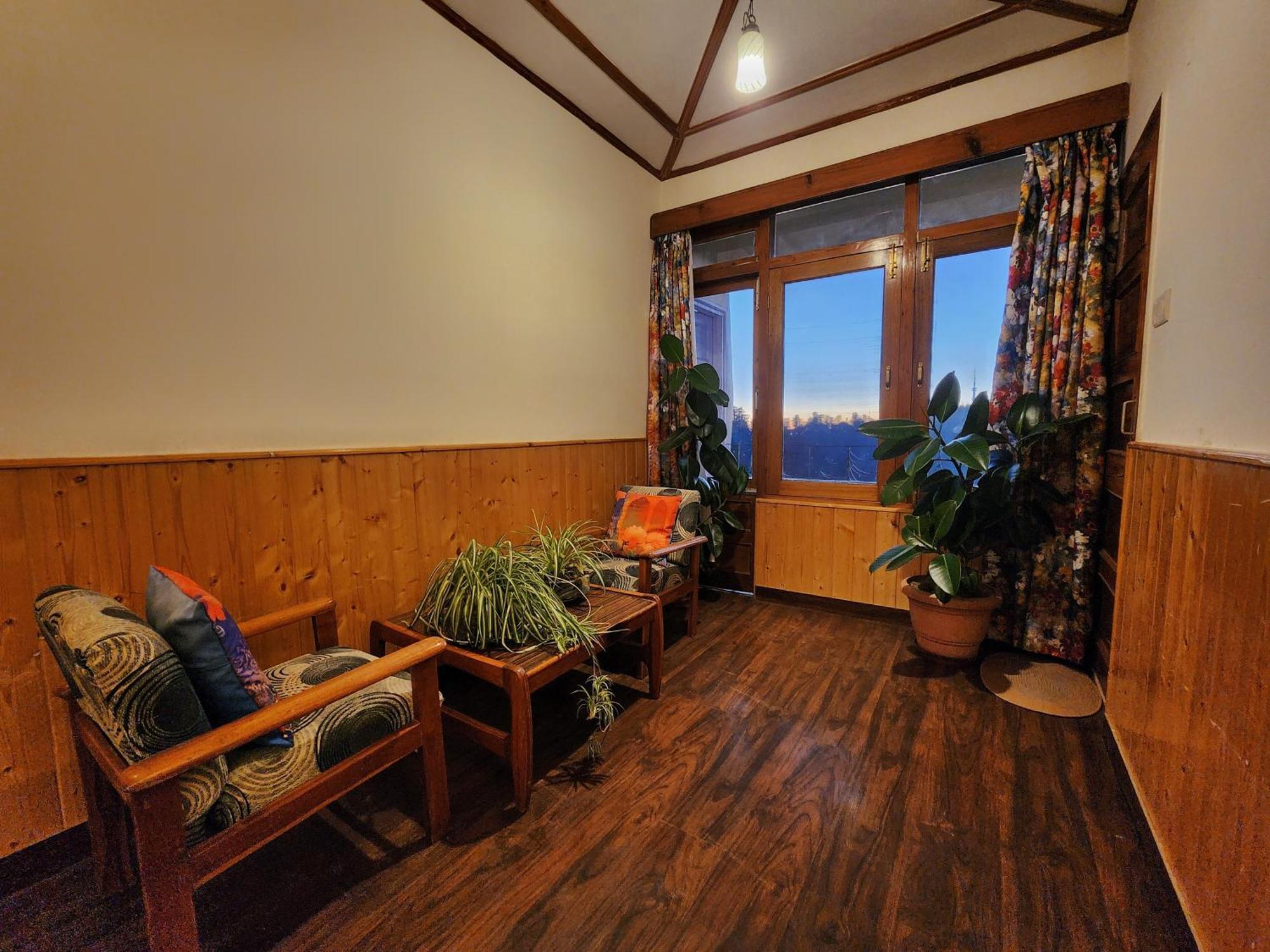 Hotel Pineview Shimla Extérieur photo