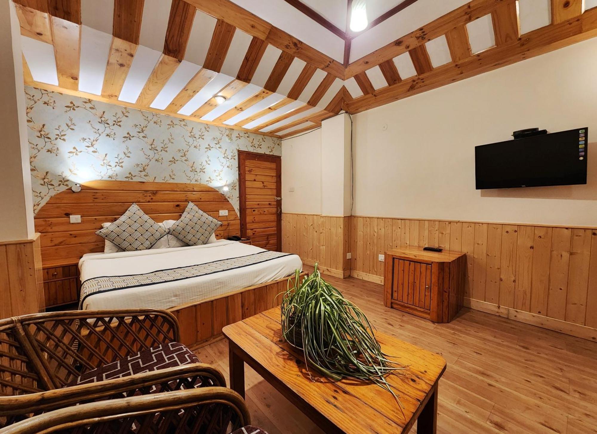 Hotel Pineview Shimla Extérieur photo